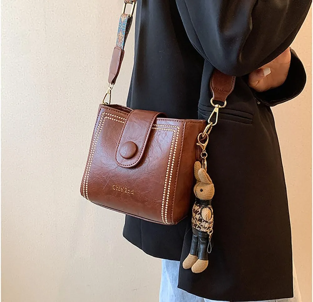 Bootara Bucket Bag, Women's Vintage Bunny Charm Bucket Bag  Convertible Shoulder Crossbody, Spacious Travel Tote
