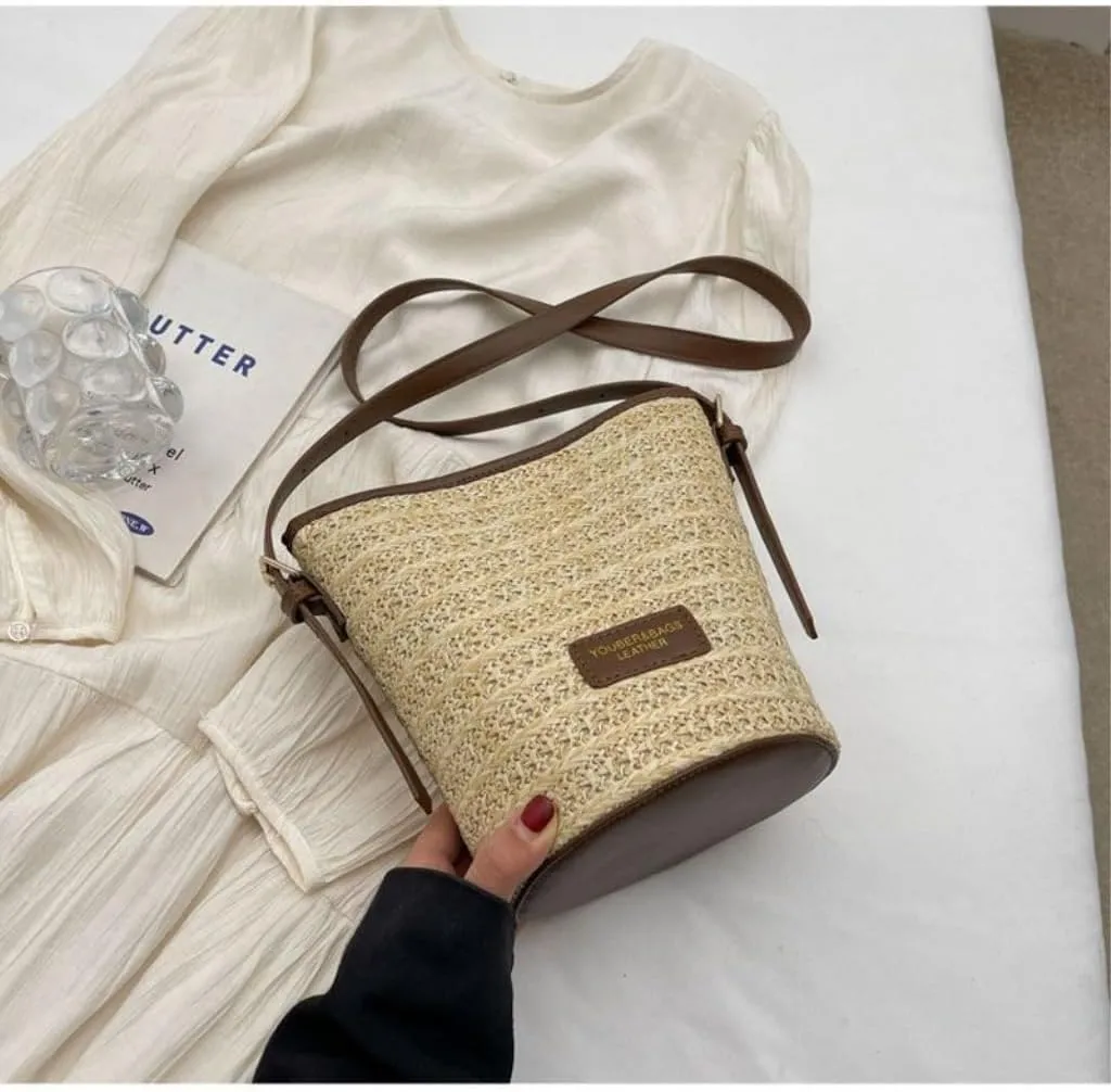 Straw Bag Straw Bucket Bag 2024 New Popular Versatile Crossbody Bag Korean Version Niche Small Bag Straw Beach Bag