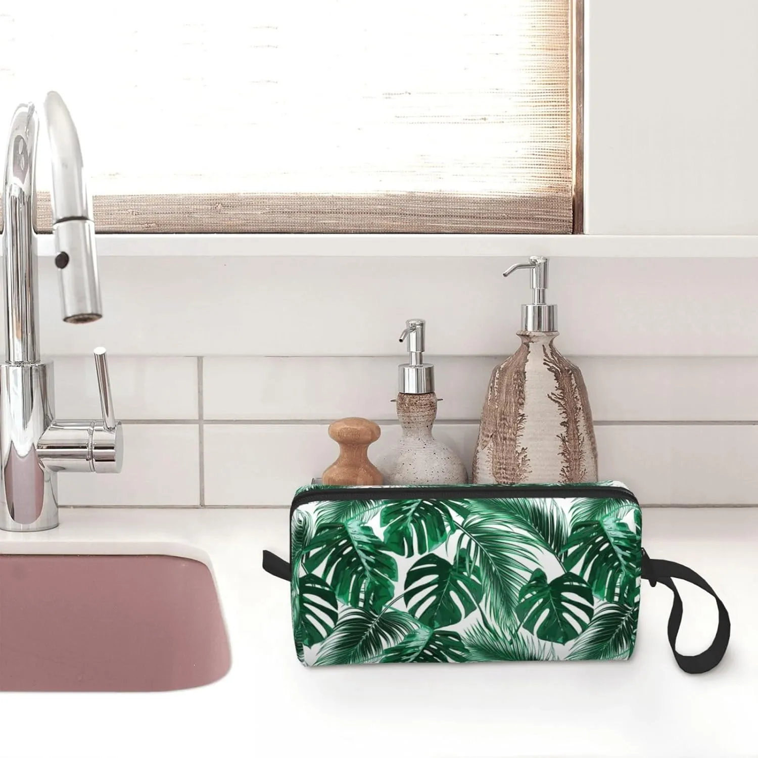 Tropical Monstera & Palm Leaf Makeup Bag Organizer Small Cosmetic Bags Compact Durable Oxford Fabric Multi-Purpose Storage Perfect for Travel, Gym, Daily Use