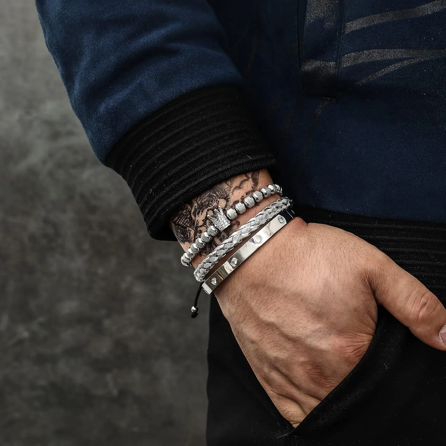 WFYOU 3PCS Stainless Steel Imperial Crown Bracelets for Men Gold Roman Numeral Bangle Bracelet Adjustable Cuff Bracelet Mens Luxury Jewelry Gifts