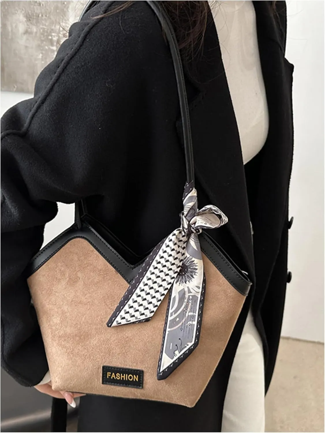 Women's Western Elegant Shoulder Bag Large Capacity Tote Bag Trendy Hobo Bags Purse