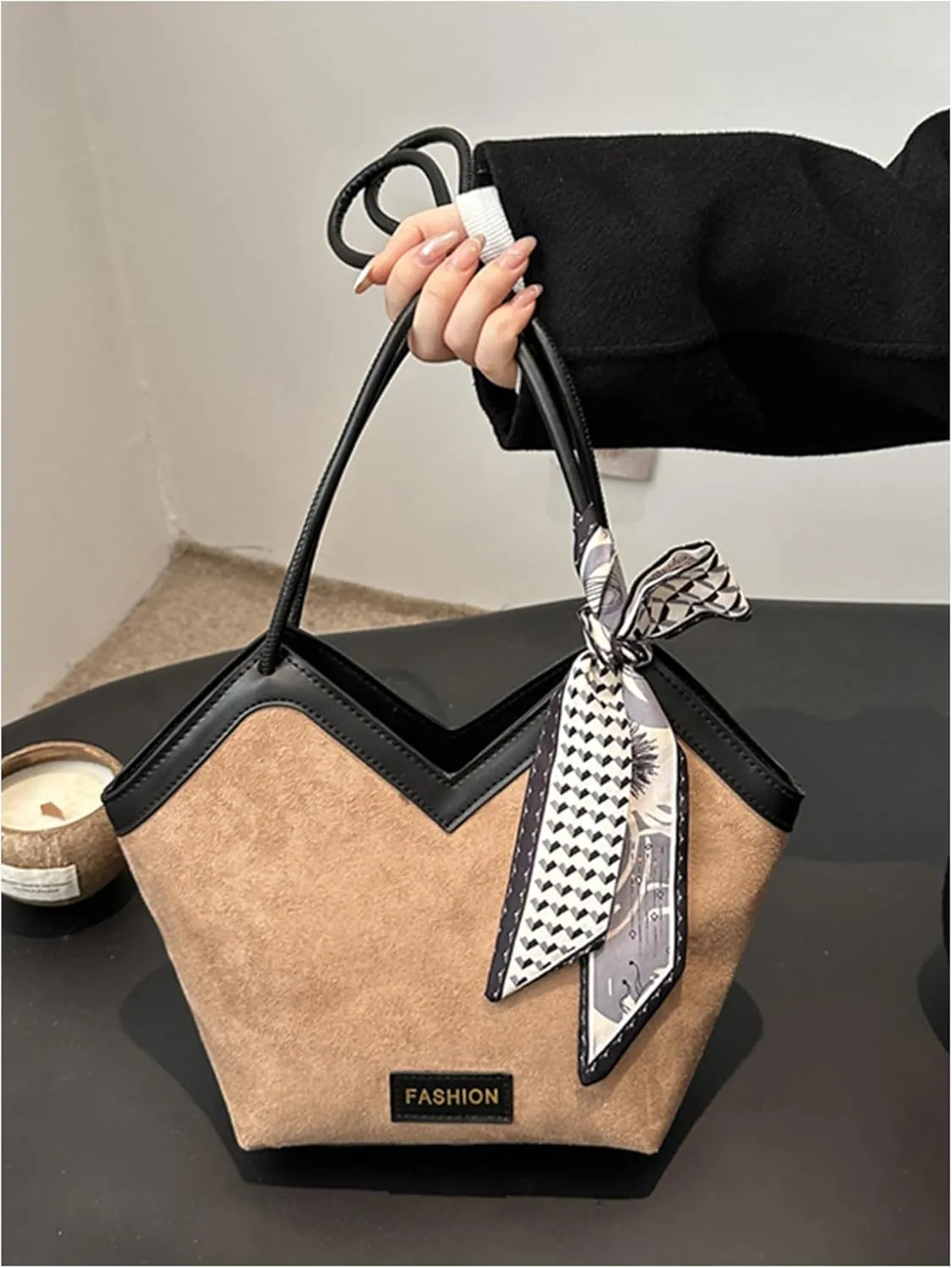 Women's Western Elegant Shoulder Bag Large Capacity Tote Bag Trendy Hobo Bags Purse