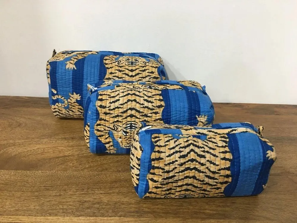 YILLE Set of 3 Pieces Block Printed Travel Organizer Kit Storage Bag for Women Makeup Bag Travel Cosmetic Bag (Blue Fat Tiger)